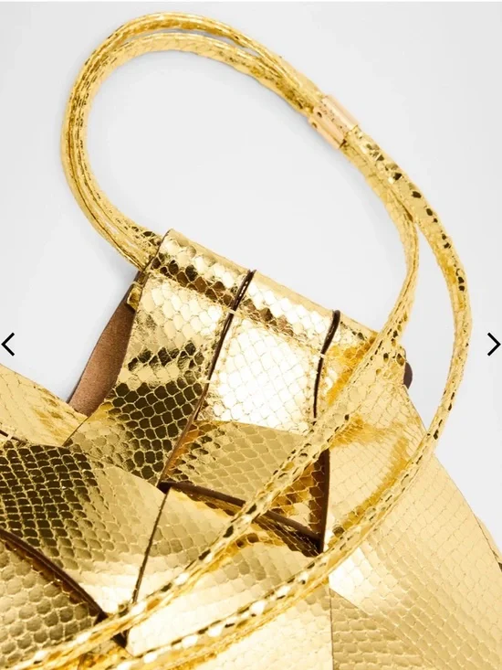NWT Ulla Johnson Charlotte Metallic Snake-Print Woven Crossbody Bag Gold $890 - Picture 5 of 8